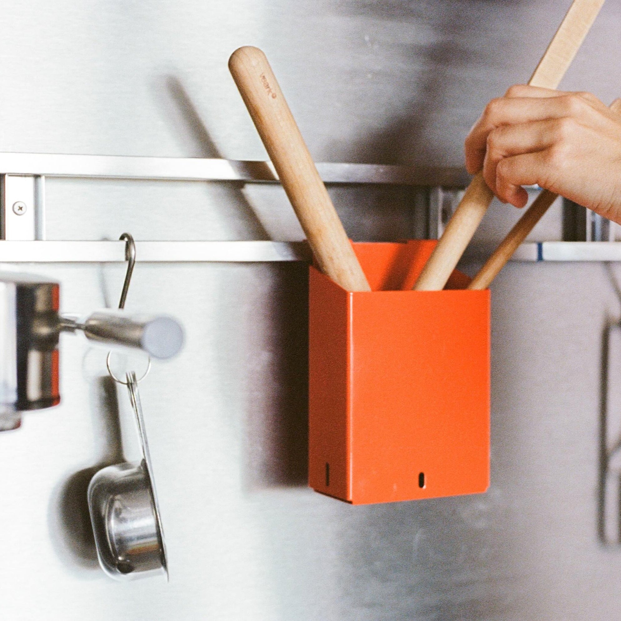 RS-C10, Rack Container, Orange