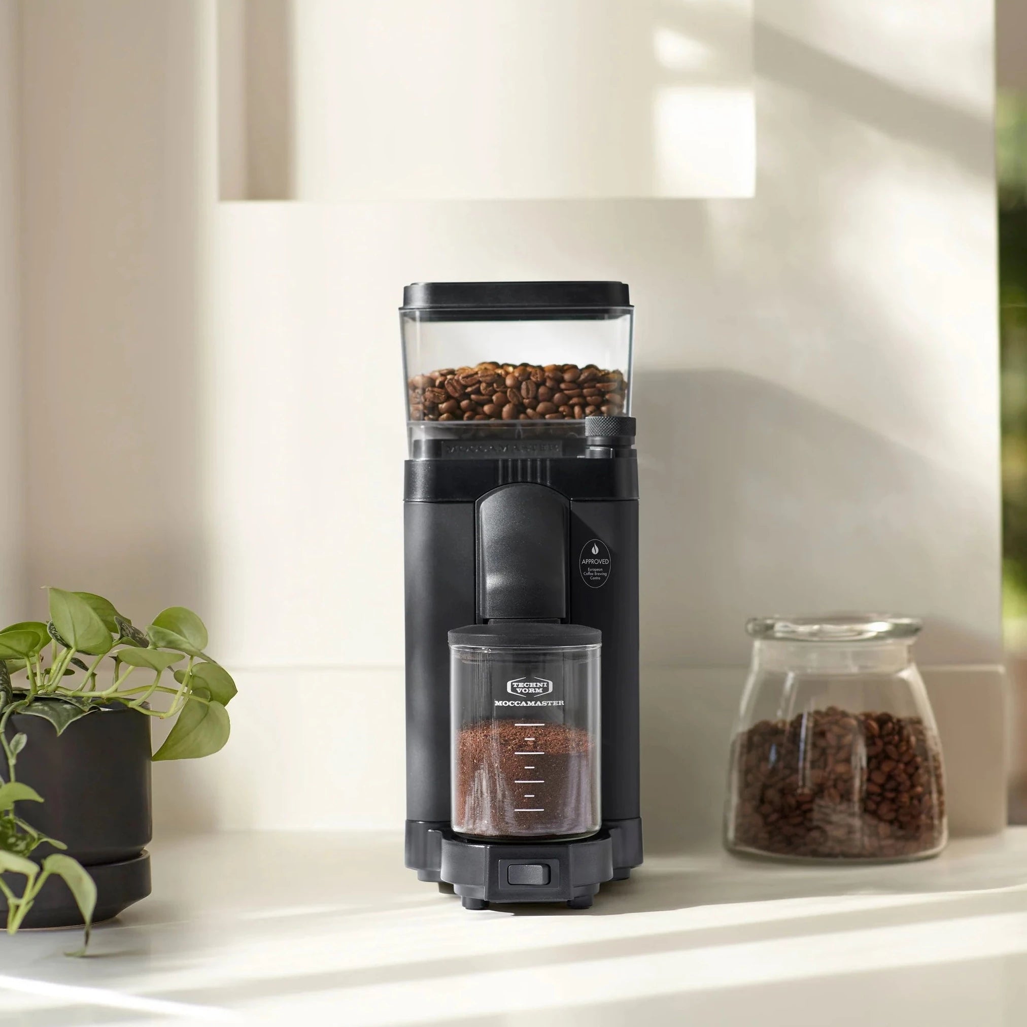 Black KM5 Burr Grinder
