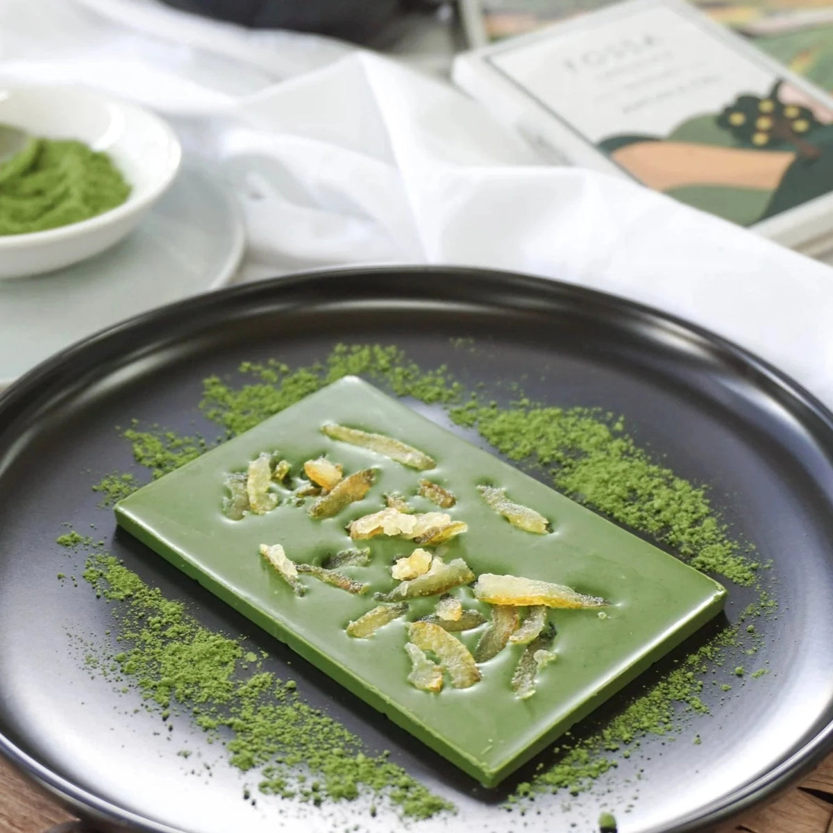 Matcha + Yuzu Chocolate, 50g.