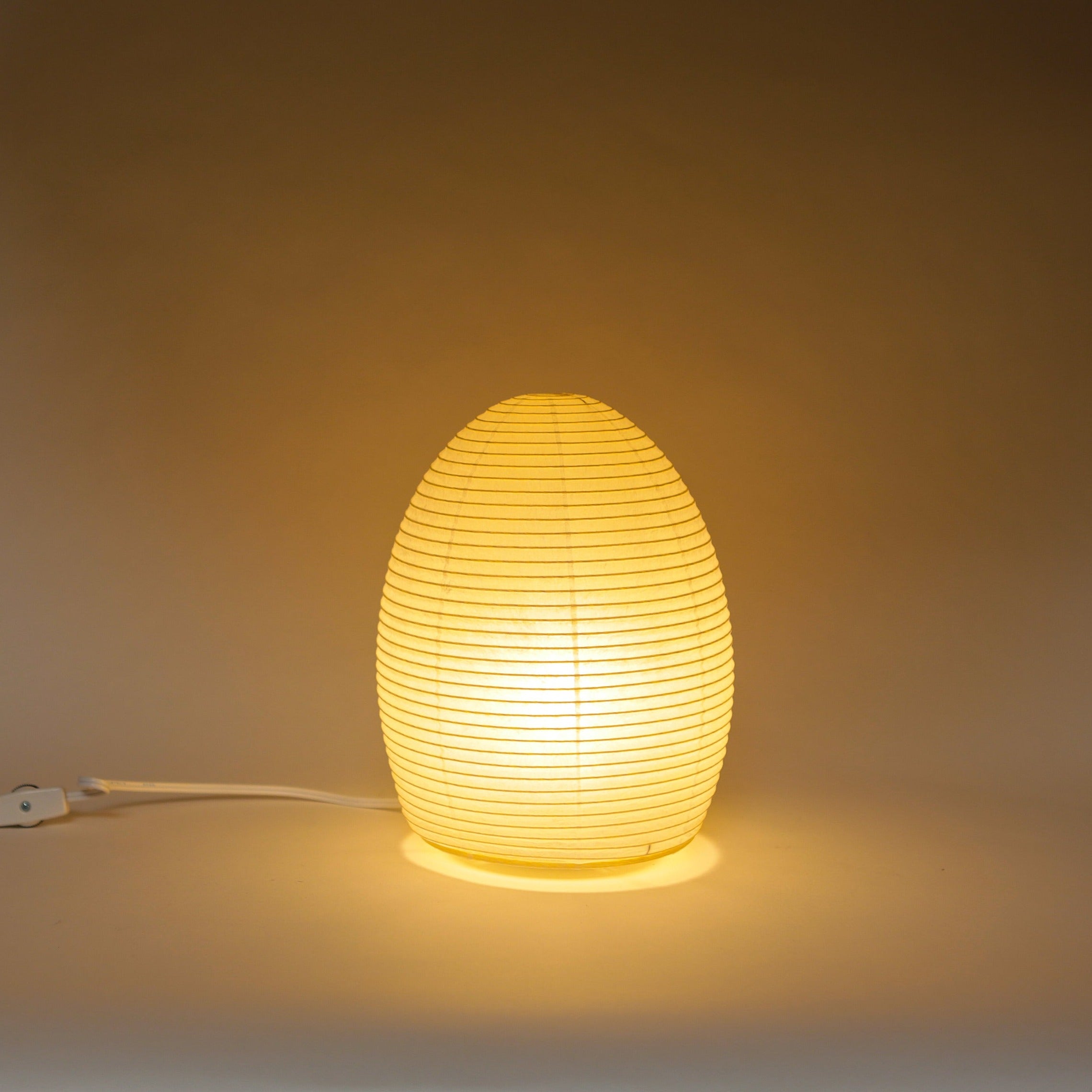 The Egg - Paper Table Lamp, No. 1
