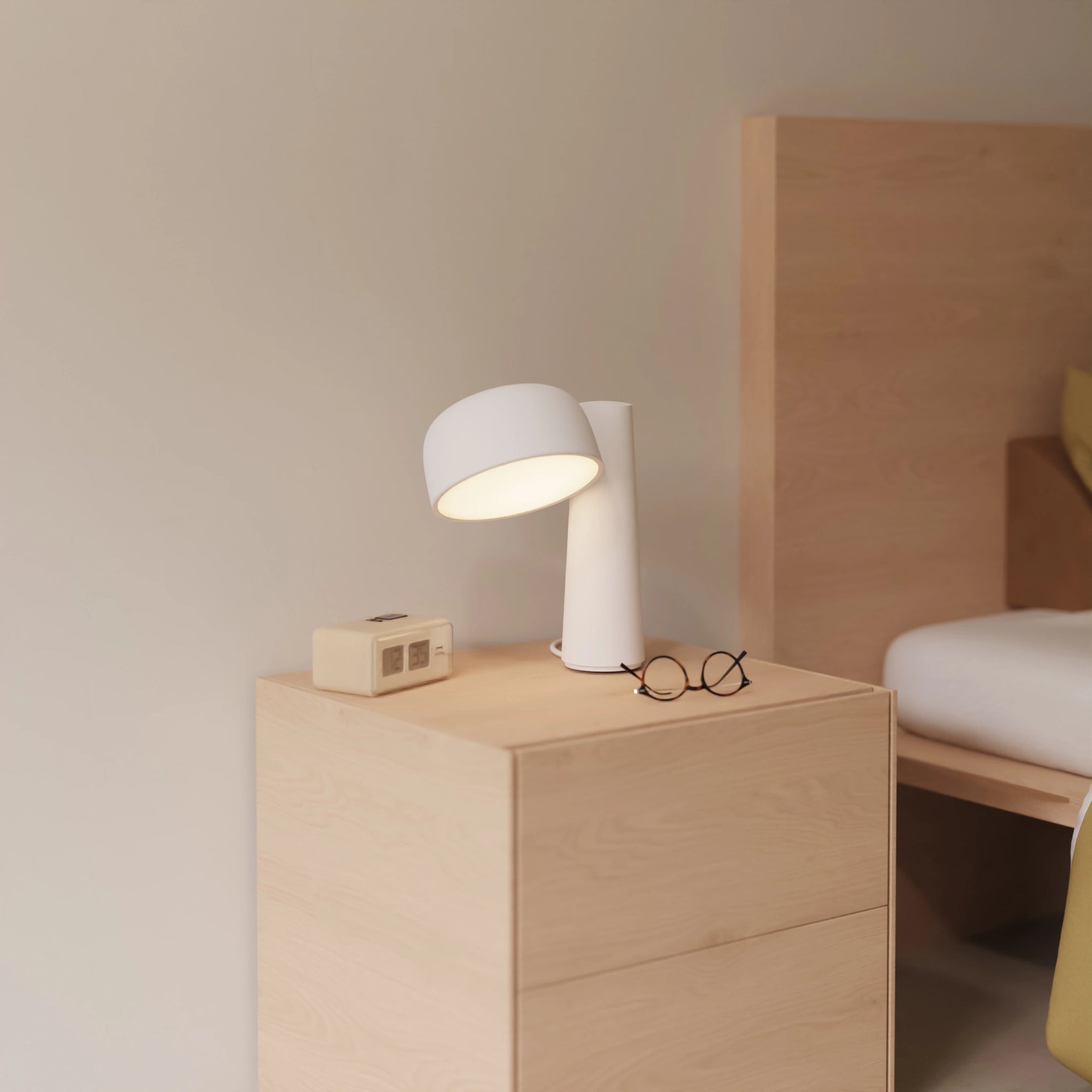 Gio Task Light