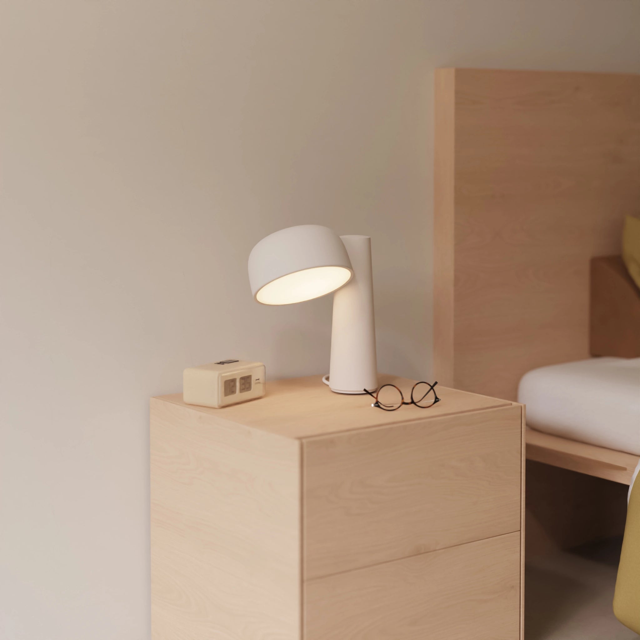 Gio Task Light