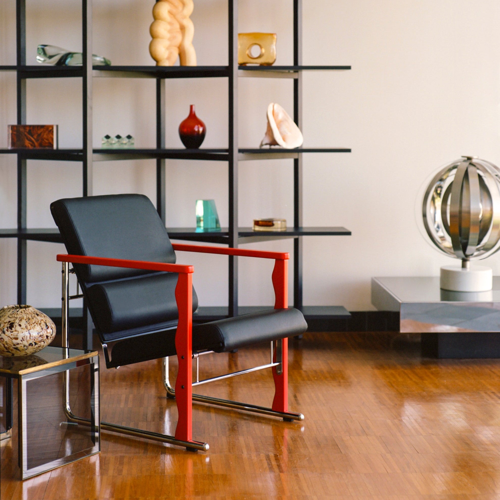 Experiment Lounge Chair, Red