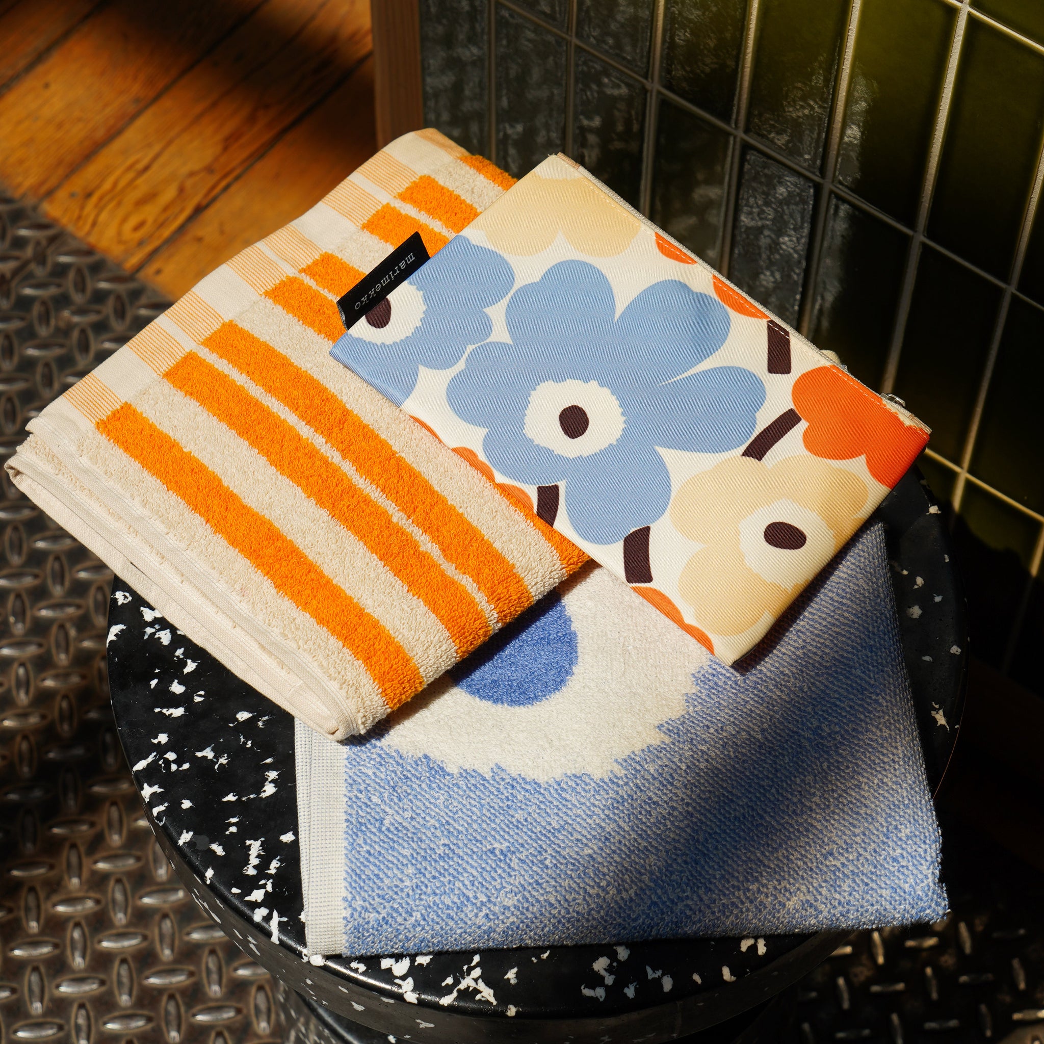 Raide Hand Towel, Orange