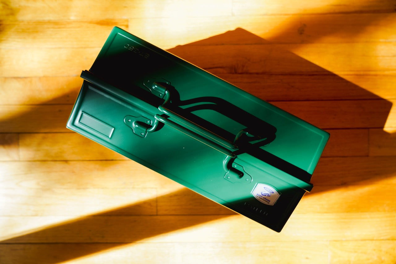 Antique Green Toyo Steel Toolbox | Cantilever Lid | Upper Storage Trays, Style ST-350