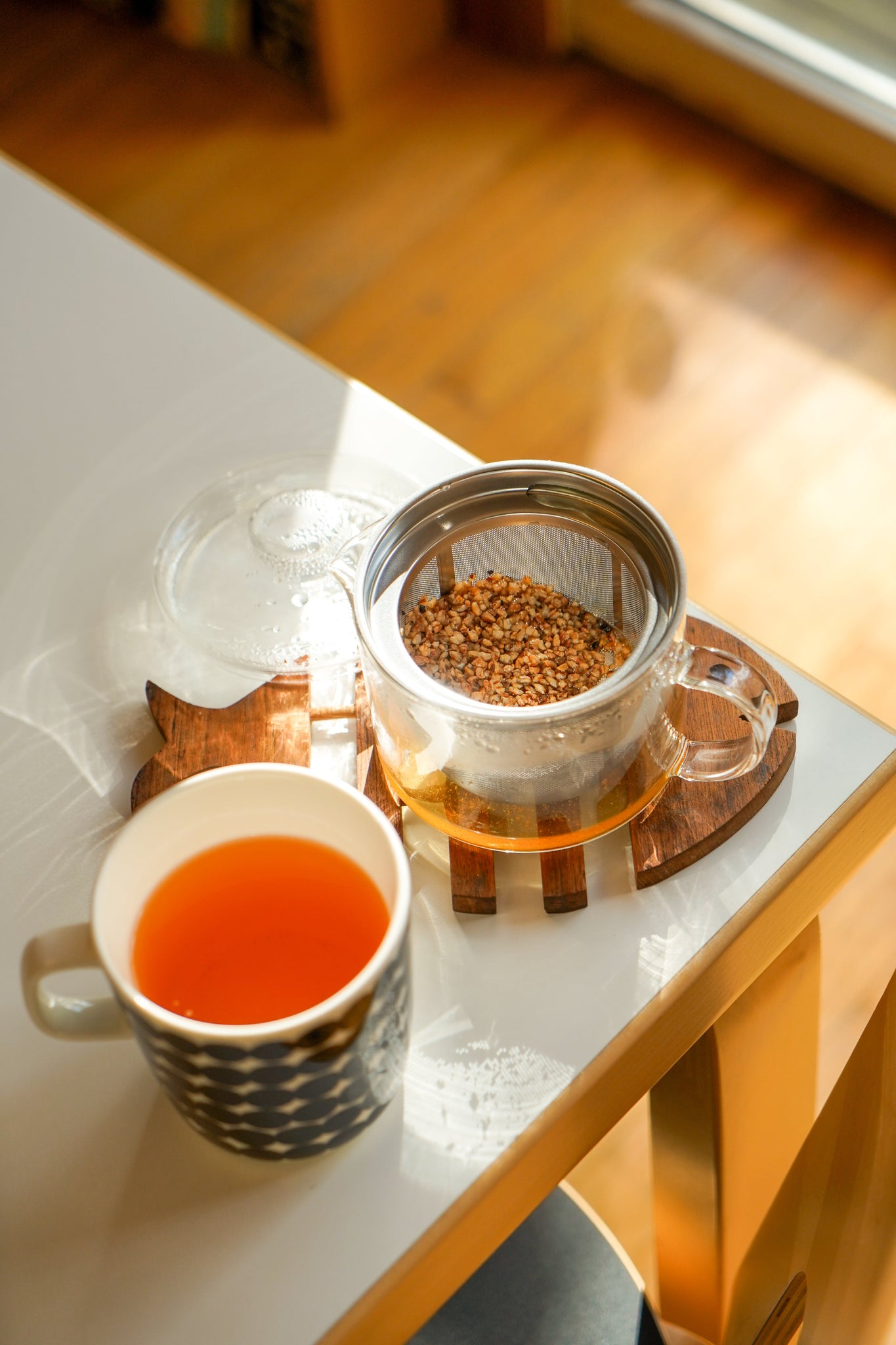 Glass Tea Pot with Strainer