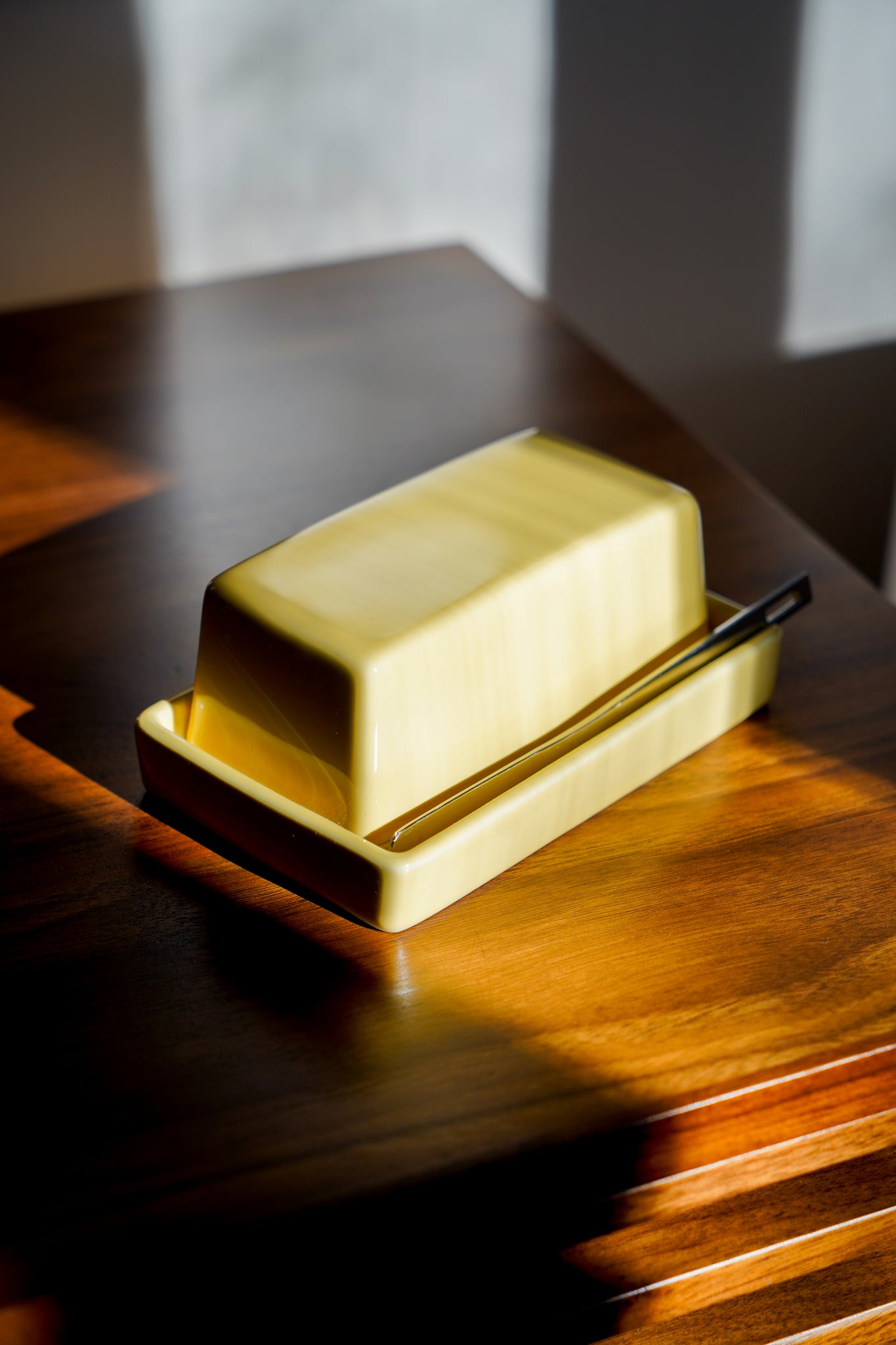 Butter Dish with Butter Knife