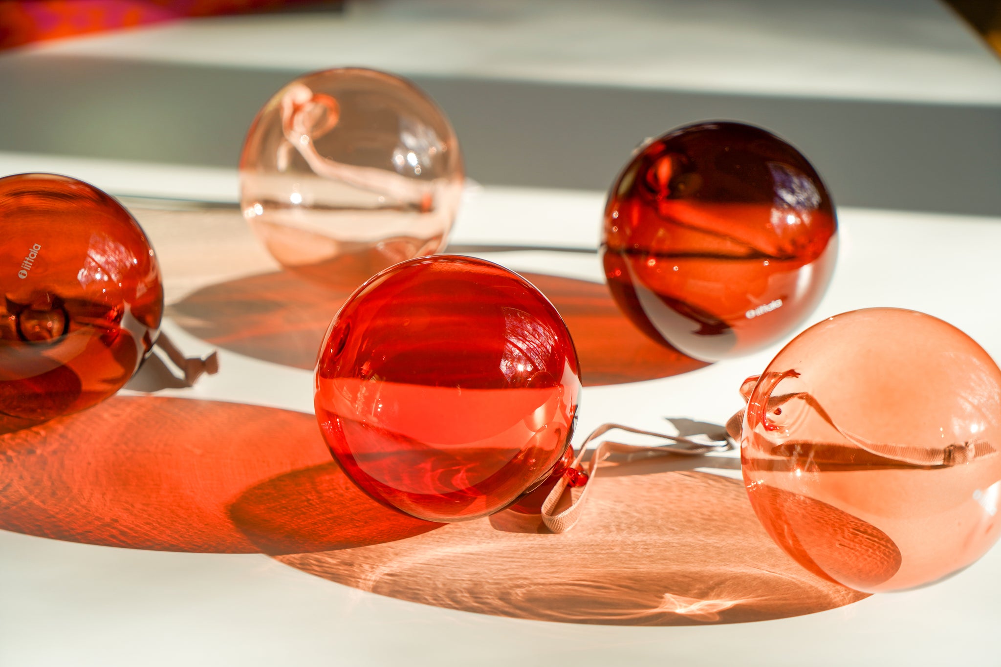 Iittala Glass Ball 80mm/3" Red Set/5