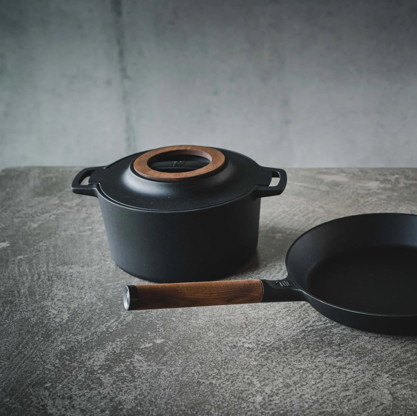 Norden Cast Iron Casserole, 4.2 qt
