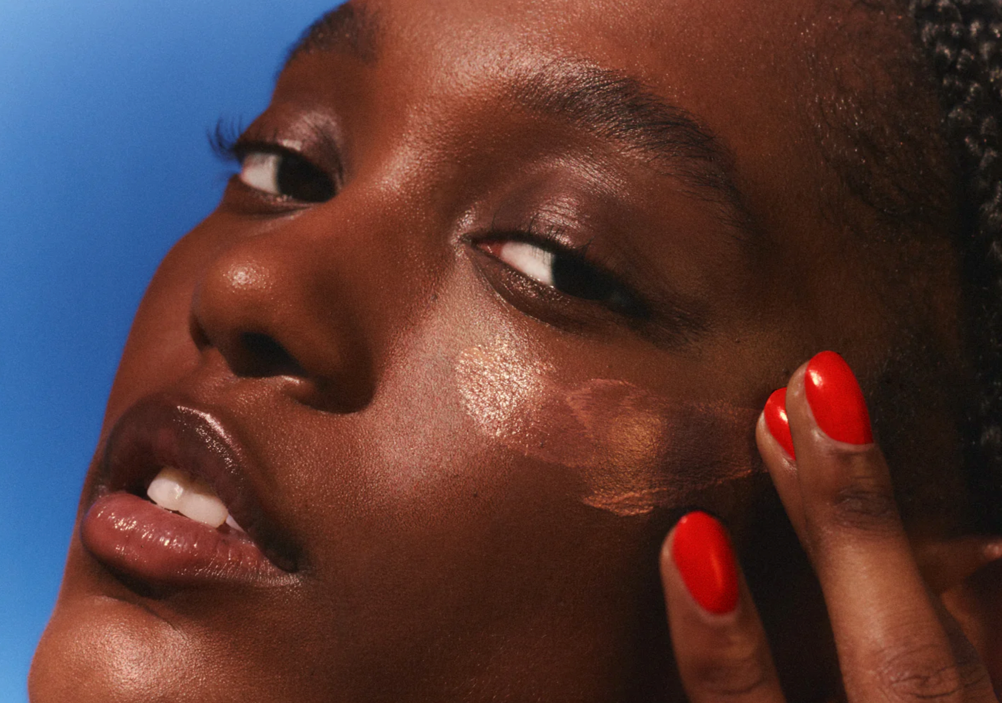 The One Warm Glow Daily Sun Cream