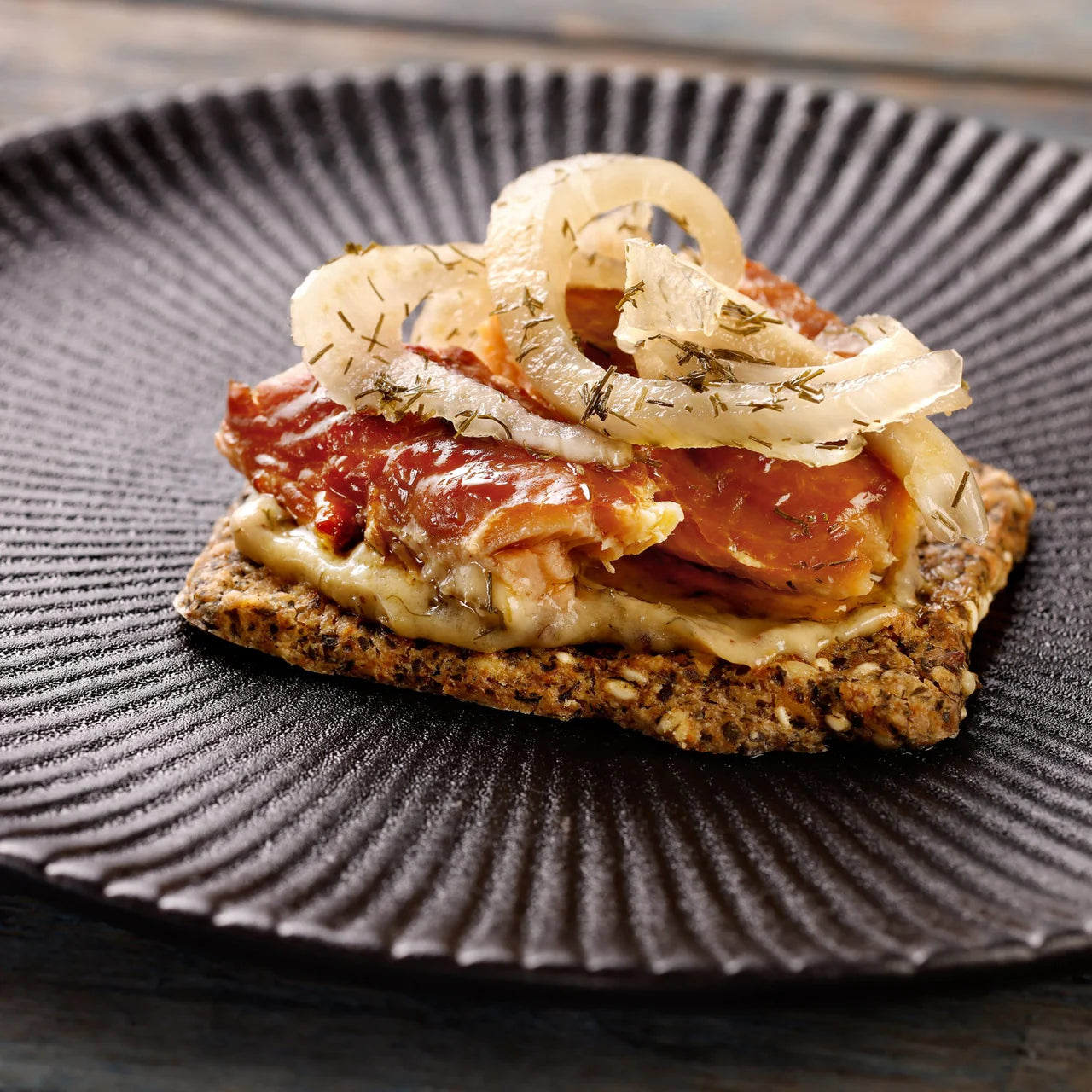 Færøsk Laks No.3 Faroe Islands Salmon Smoked Over Beech Wood