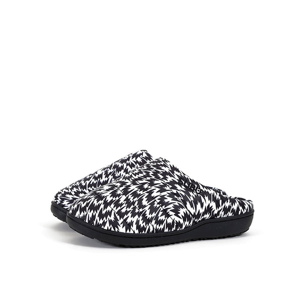 サンダル・ミュール SUBU Recycled down brushed cold weather padded slippers whit Amazon.com: SUBU Fall & Winter Concept Slippers - Bumpy