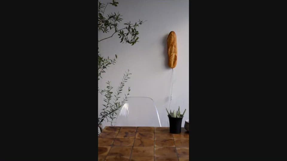 Batard Lamp